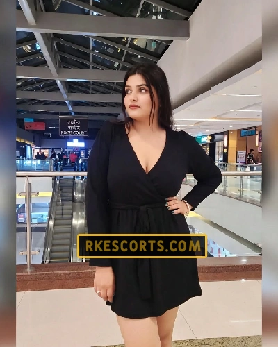 Anika 25 luxury escort Ludhiana